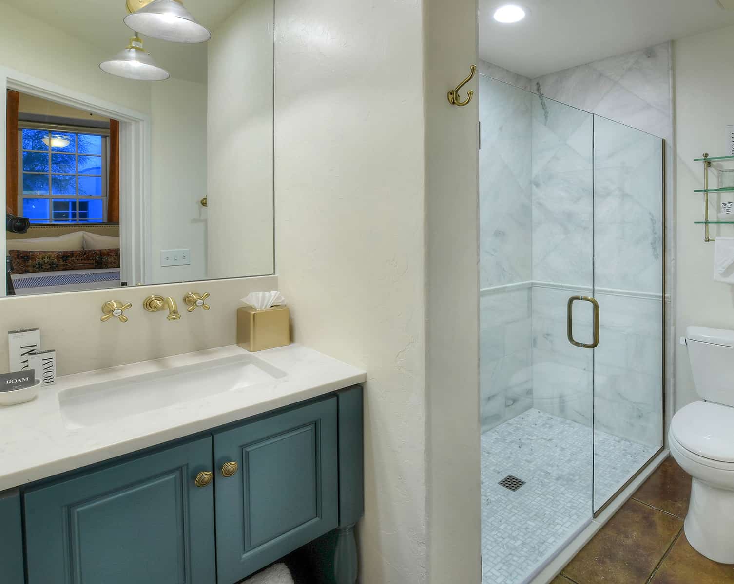 The Isabella Greenway Bath